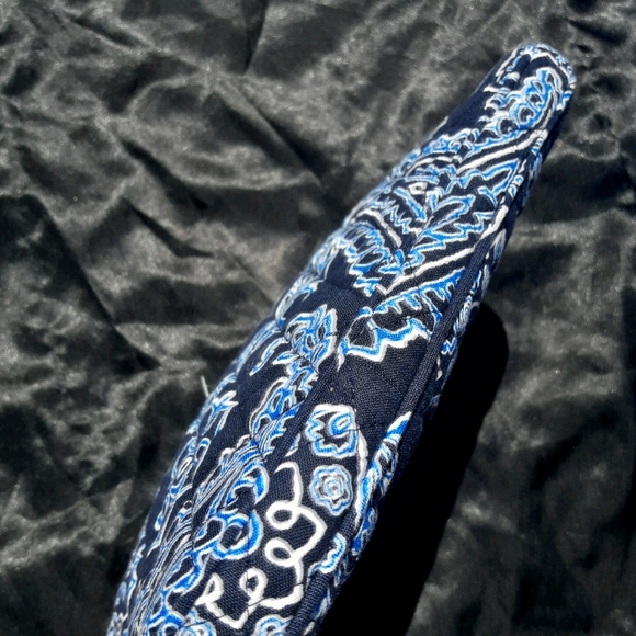 Vera Bradley Ipod Case Padded Purse Blue Paisley - Picture 10 of 16